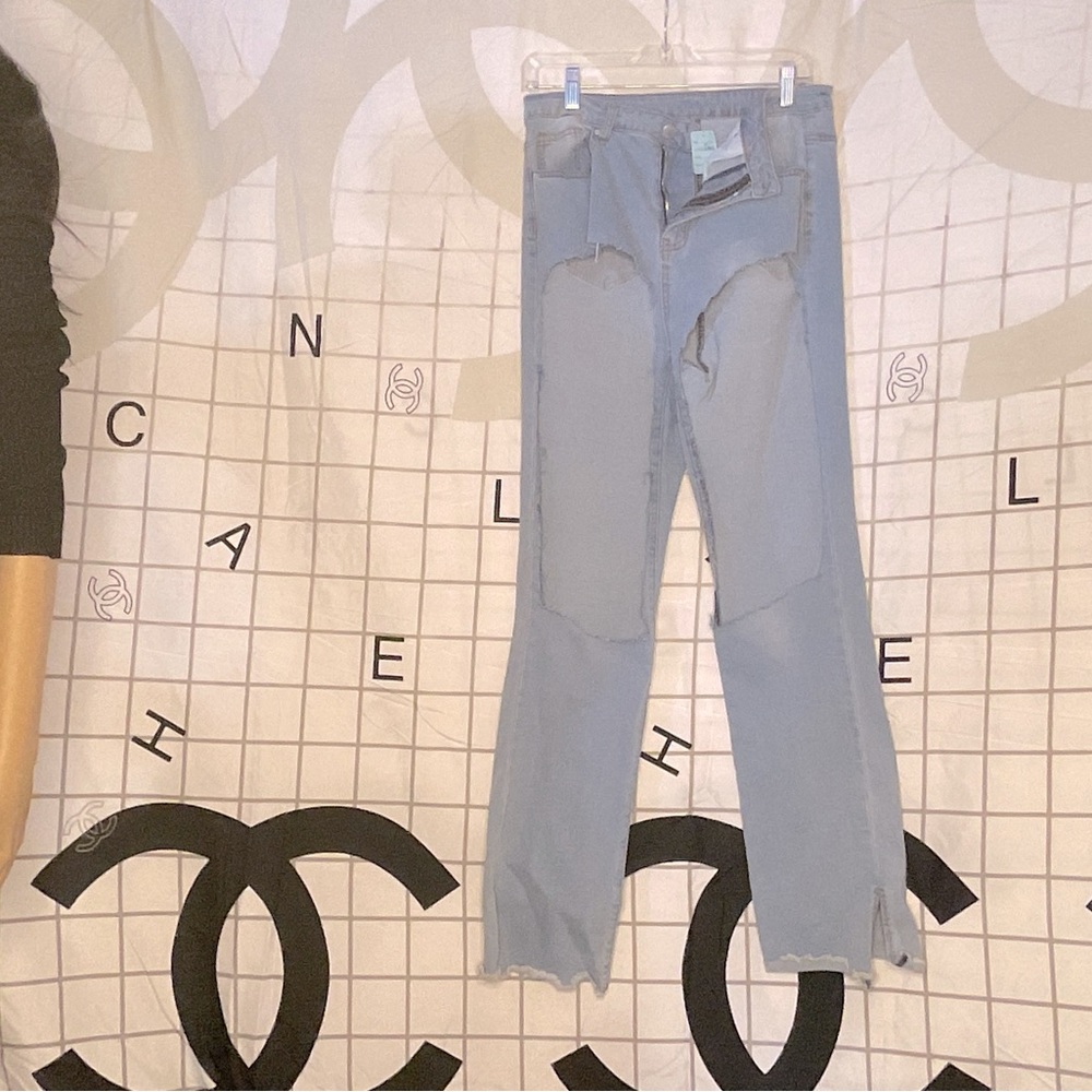 Cut out denim jeans that could b worn wit fish net or nothing